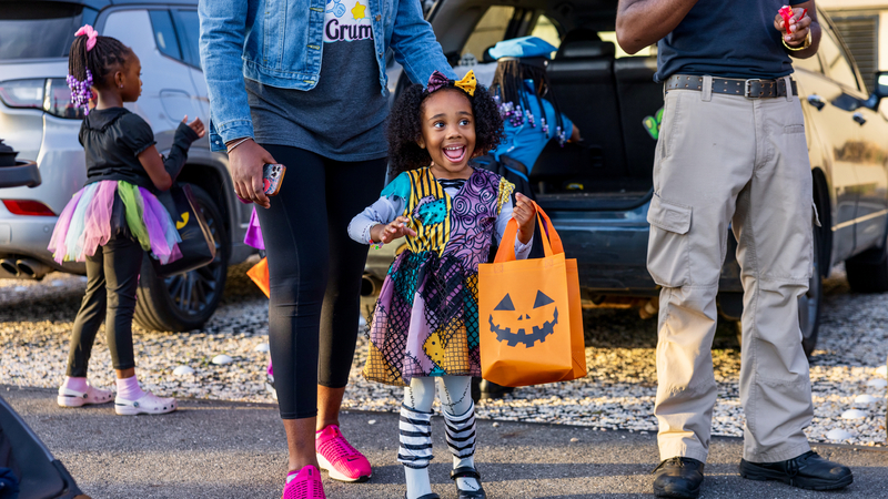 Image of Trunk-or-Treat Halloween 2023 article