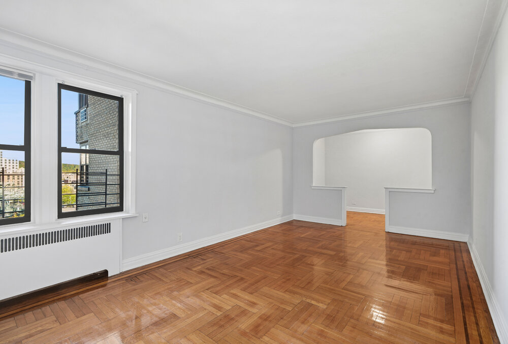 2175 Cedar Ave, University Heights