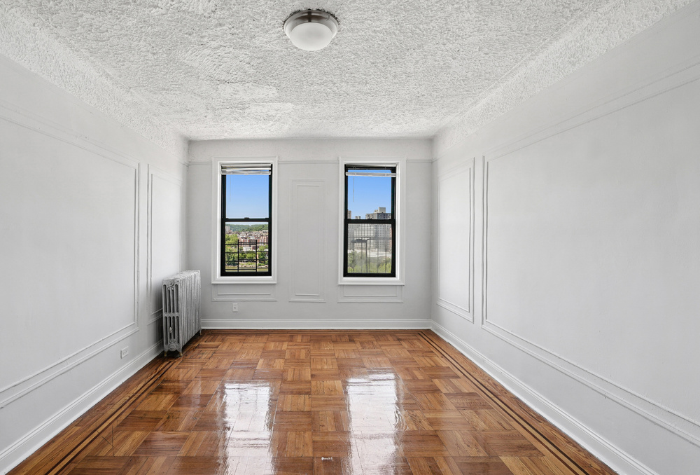 2175 Cedar Ave, University Heights
