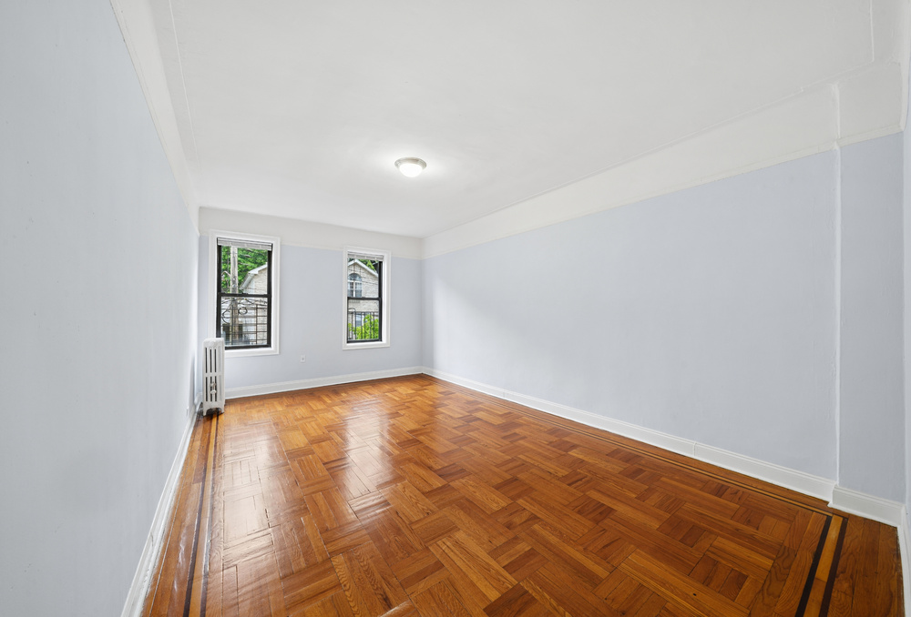 2175 Cedar Ave, University Heights