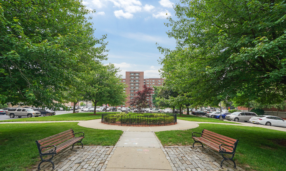 Maple Gardens