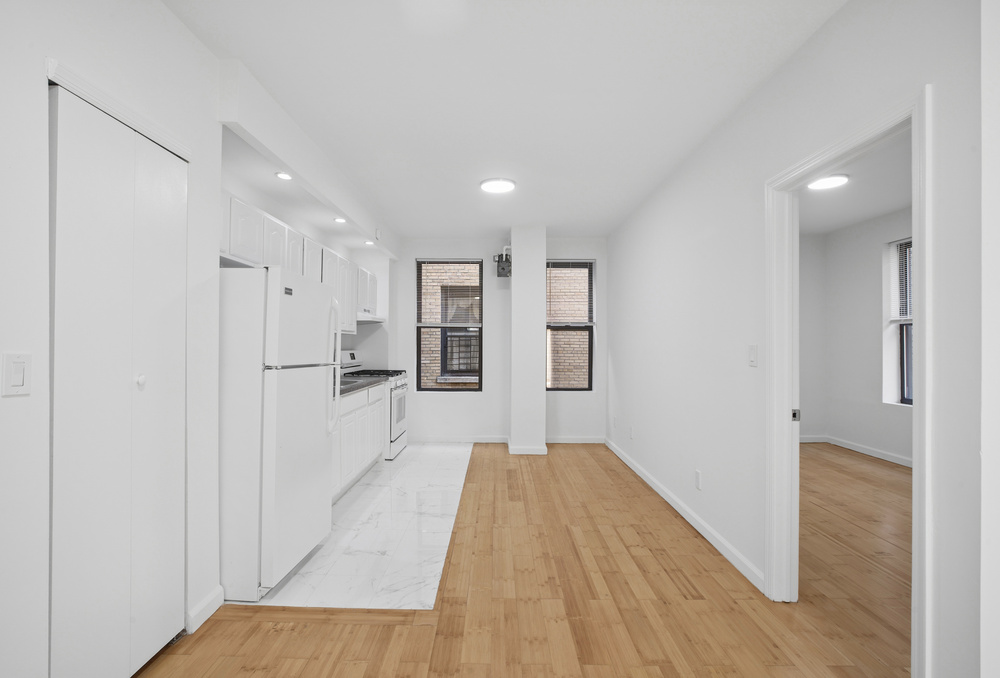 920 Riverside Drive, The Heights