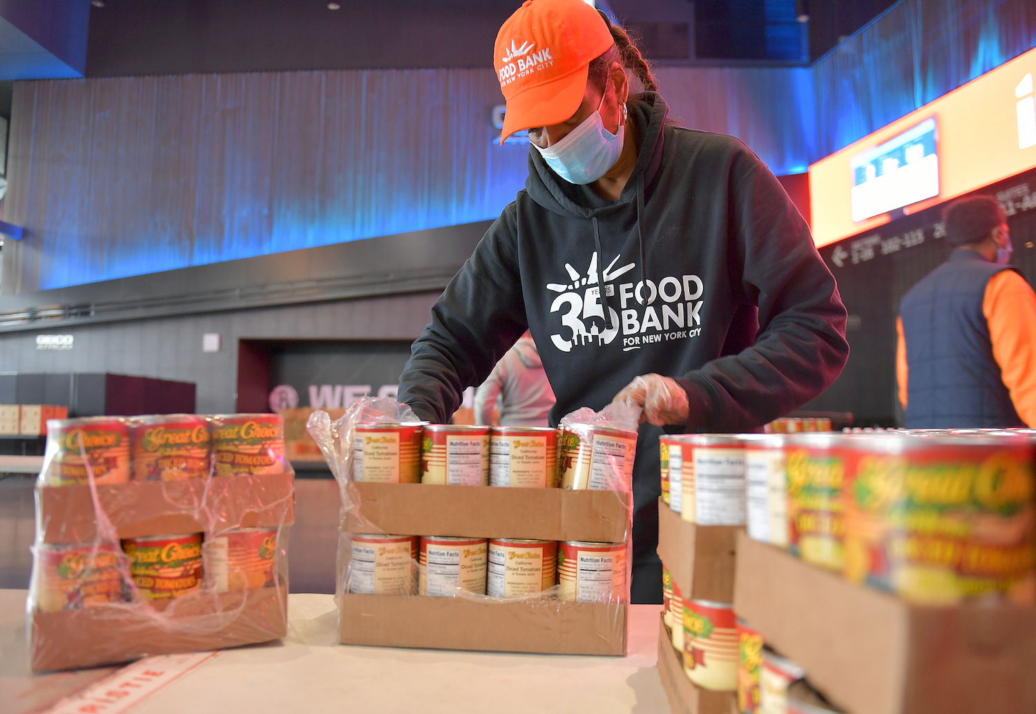 Goldfarb Donates $1000 to the Food Bank for New York City